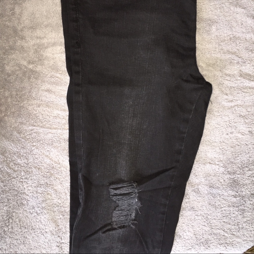 Mid-High Rise Ripped Jeans - Picture 5 of 8